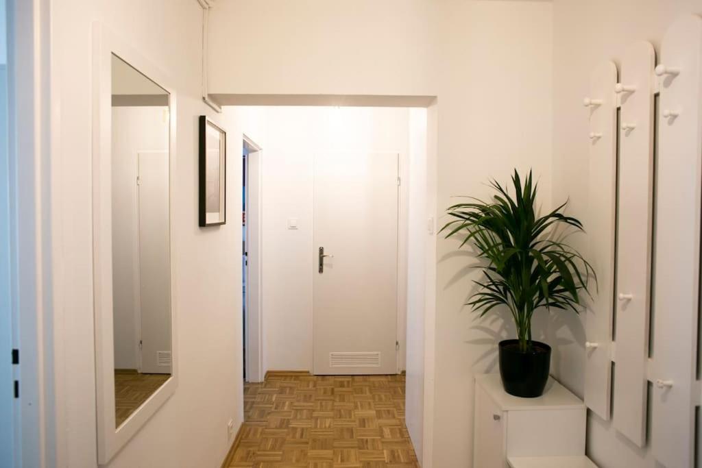 Oomph Warsaw Center Well Designed Apartment With Balcony 外观 照片